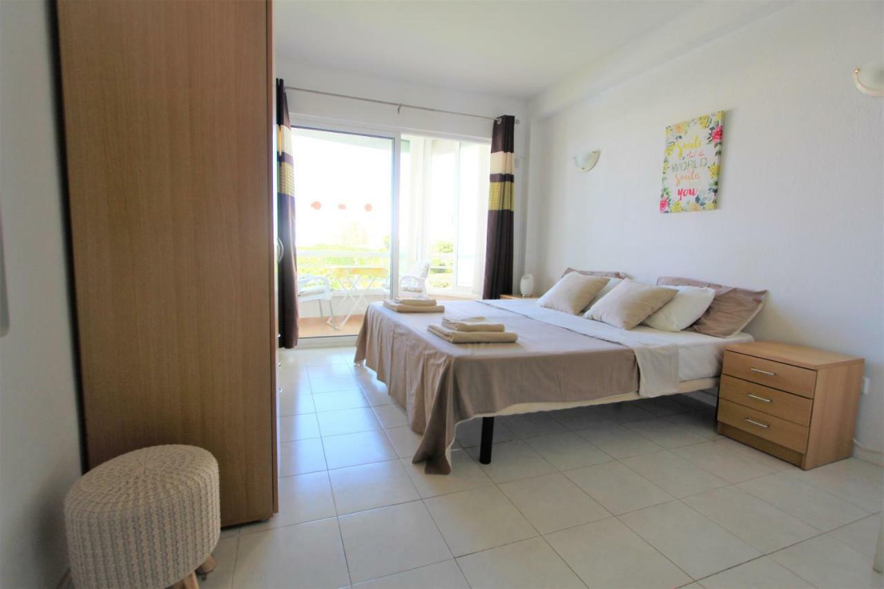 Apartamentos Los Cisnes - 2º Linea De Playa - Perfecta Ubicacion Бенальмадена Экстерьер фото