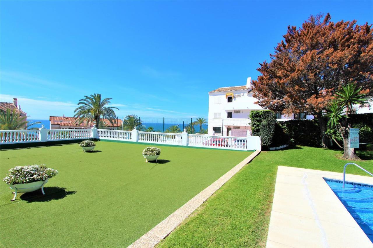 Apartamentos Los Cisnes - 2º Linea De Playa - Perfecta Ubicacion Бенальмадена Экстерьер фото